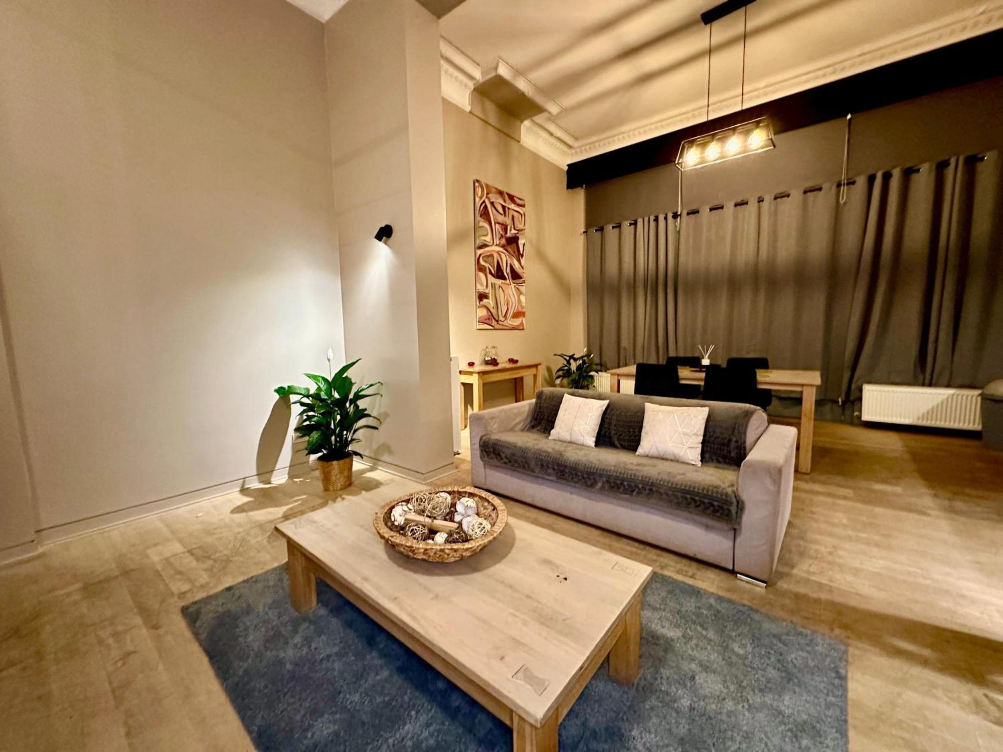Luxury Suites Castel By Rikas Hotels Αμβέρσα Εξωτερικό φωτογραφία