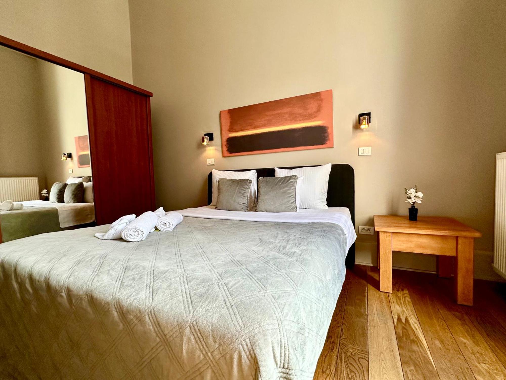 Luxury Suites Castel By Rikas Hotels Αμβέρσα Εξωτερικό φωτογραφία