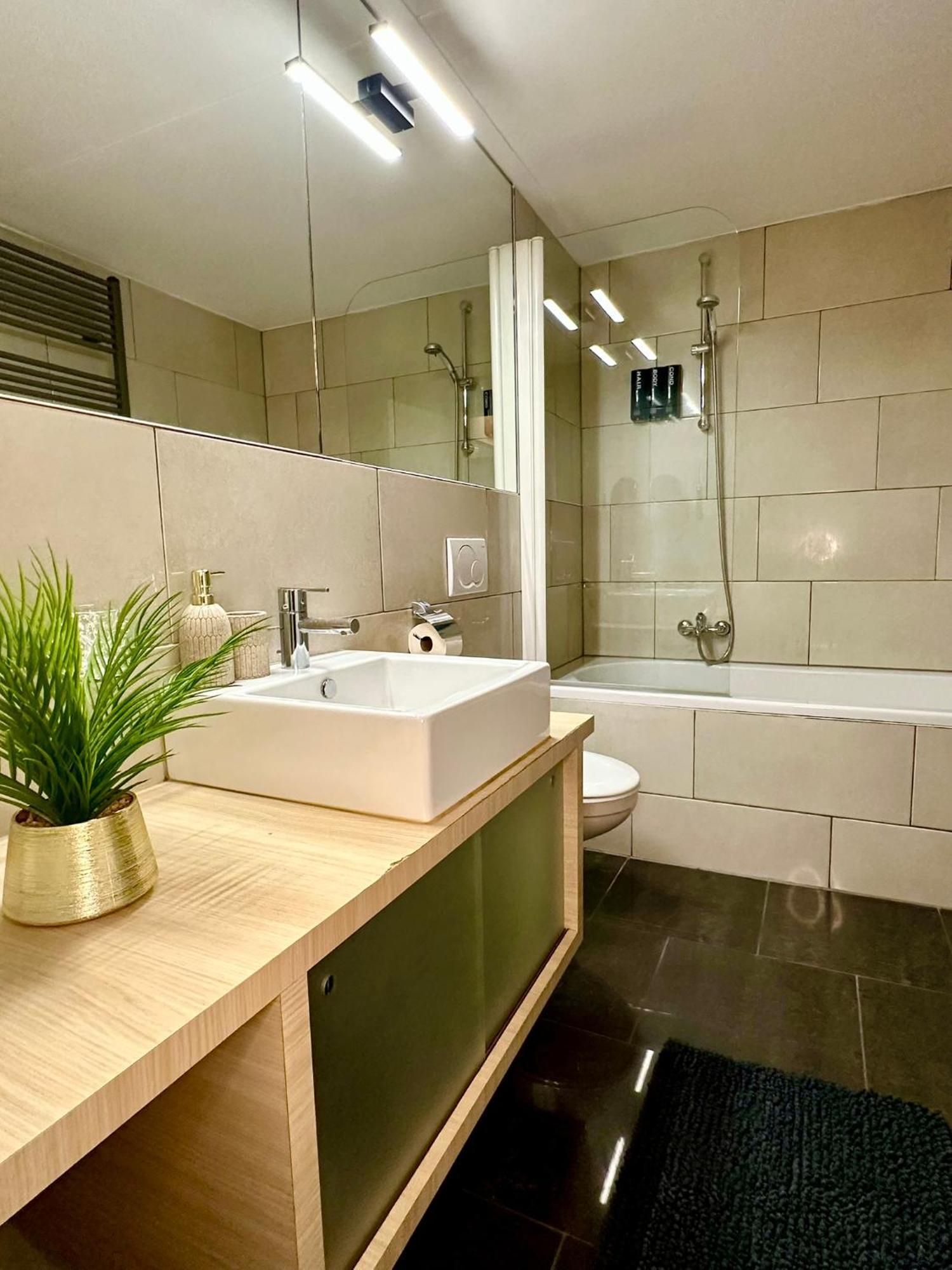 Luxury Suites Castel By Rikas Hotels Αμβέρσα Εξωτερικό φωτογραφία