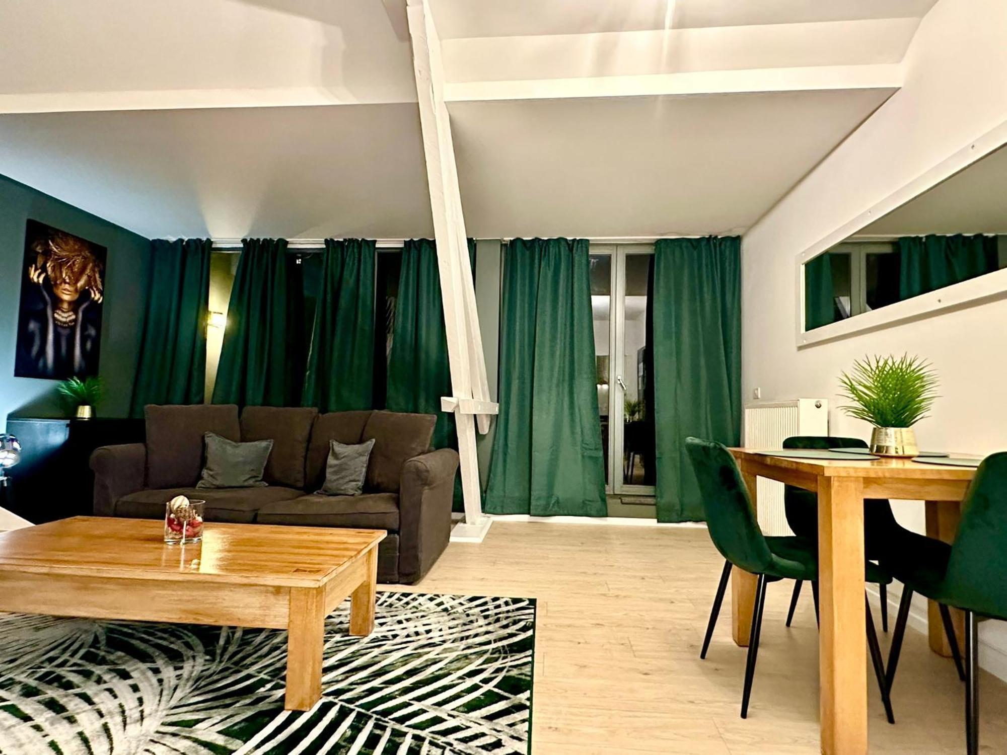 Luxury Suites Castel By Rikas Hotels Αμβέρσα Εξωτερικό φωτογραφία